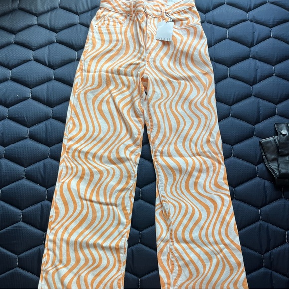 Zara orange wavy jeans - Picture 3 of 4
